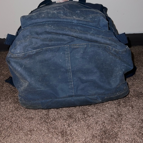 💙 Fjallraven Backpack 💙 - Picture 2 of 8